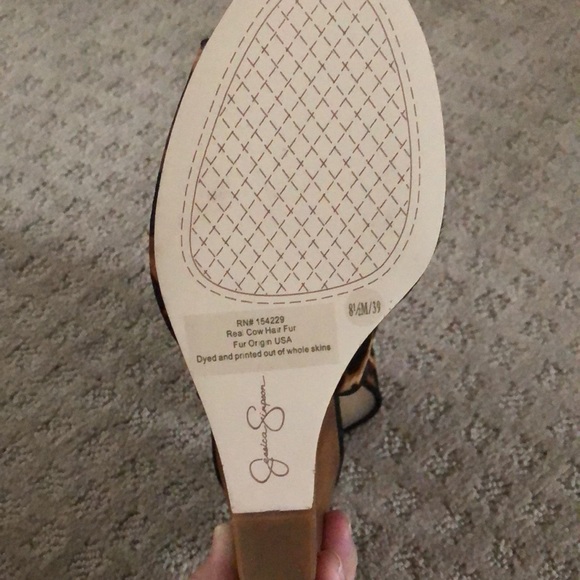 Jessica Simpson leopard wedges 🔥 - Picture 2 of 2